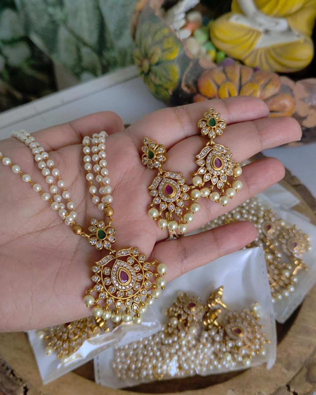 S-06: Classic Pearl Chain Jewellery Set