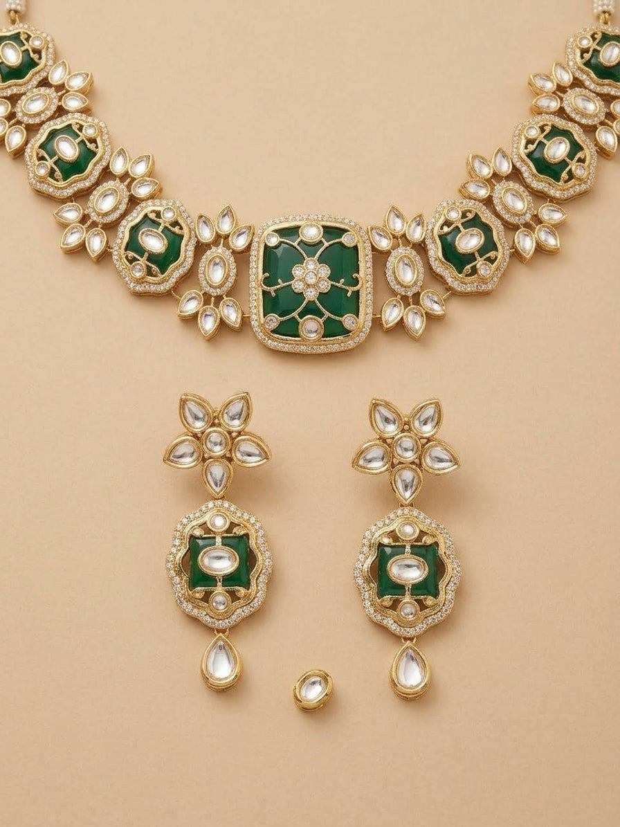 Sabyasachi inspired choker set, Emerald green Kundan choker, Gold plated bridal choker, Emerald stone necklace set, Sabyasachi style Kundan earrings