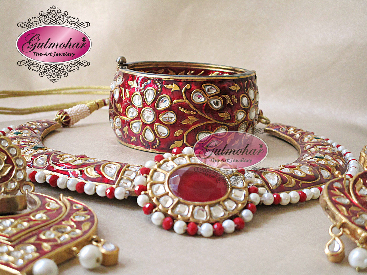 MG-02: Gold Plated Kundan Polki Hasli Set with Bangle