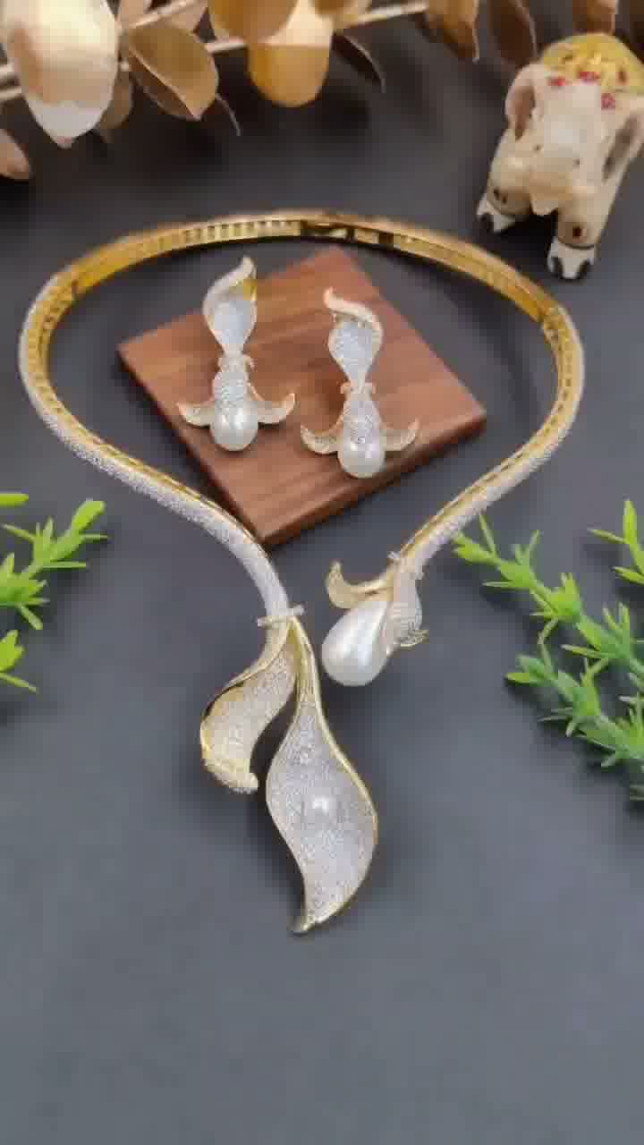S-22: CZ & Pearl Hasli Set | Tone Necklace Set
