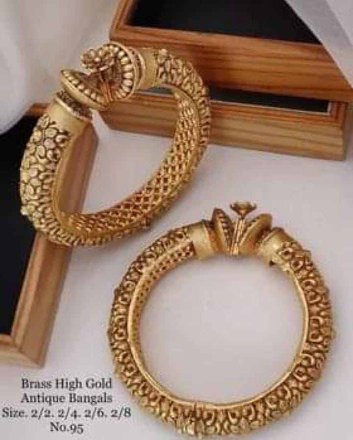 BG-01: Gold Plated Heritage Gajra Bangles